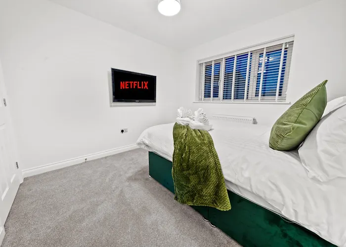 Altohaus Luxury 4br House By Altoluxo Short Lets & Serviced With Parking Bristol