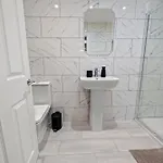 Altohaus Luxury 4br House By Altoluxo Short Lets & Serviced With Parking 布里斯托