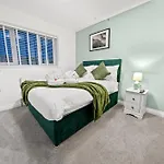 Altohaus Luxury 4br House By Altoluxo Short Lets & Serviced With Parking 公寓 *