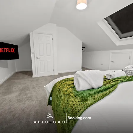 アパート Altohaus Luxury 4br House By Altoluxo Short Lets & Serviced With Parking