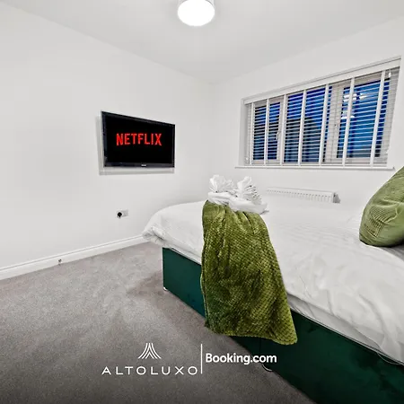 アパート Altohaus Luxury 4br House By Altoluxo Short Lets & Serviced With Parking