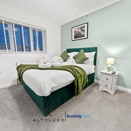 アパート Altohaus Luxury 4br House By Altoluxo Short Lets & Serviced With Parking