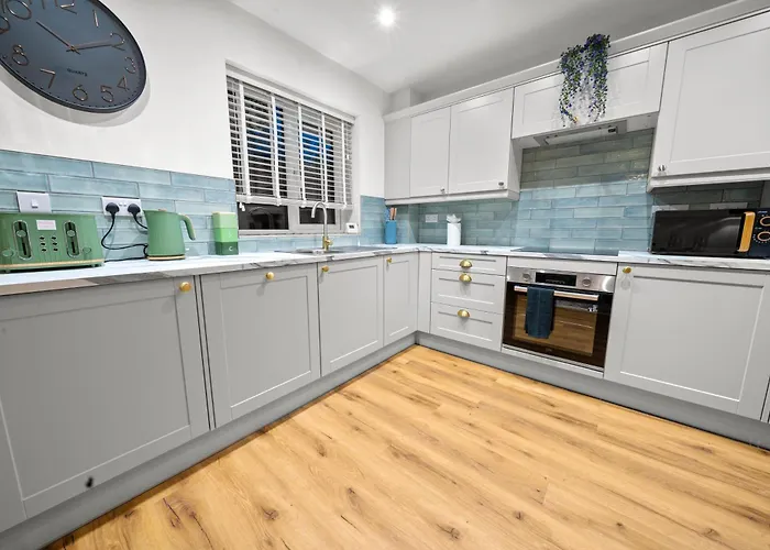 Apartamento Altohaus Luxury 4br House By Altoluxo Short Lets & Serviced With Parking *