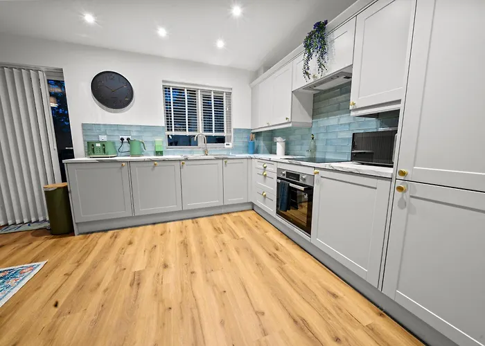 Altohaus Luxury 4br House By Altoluxo Short Lets & Serviced With Parking Apartamento *