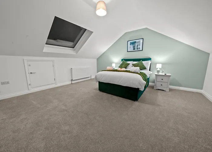 Altohaus Luxury 4br House By Altoluxo Short Lets & Serviced With Parking Apartamento *