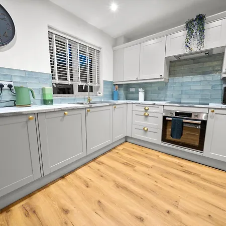 Apartmán Altohaus Luxury 4br House By Altoluxo Short Lets & Serviced With Parking *