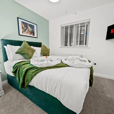 Apartmán Altohaus Luxury 4br House By Altoluxo Short Lets & Serviced With Parking *