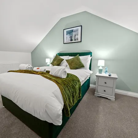 Apartmán Altohaus Luxury 4br House By Altoluxo Short Lets & Serviced With Parking *