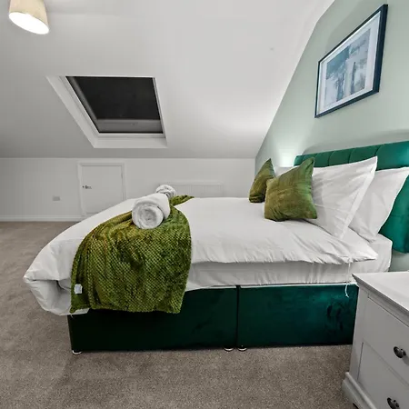 Altohaus Luxury 4br House By Altoluxo Short Lets & Serviced With Parking