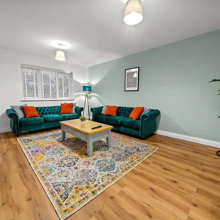 Altohaus Luxury 4br House By Altoluxo Short Lets & Serviced With Parking Apartmán *