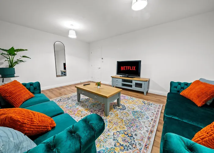 Altohaus Luxury 4br House By Altoluxo Short Lets & Serviced With Parking *